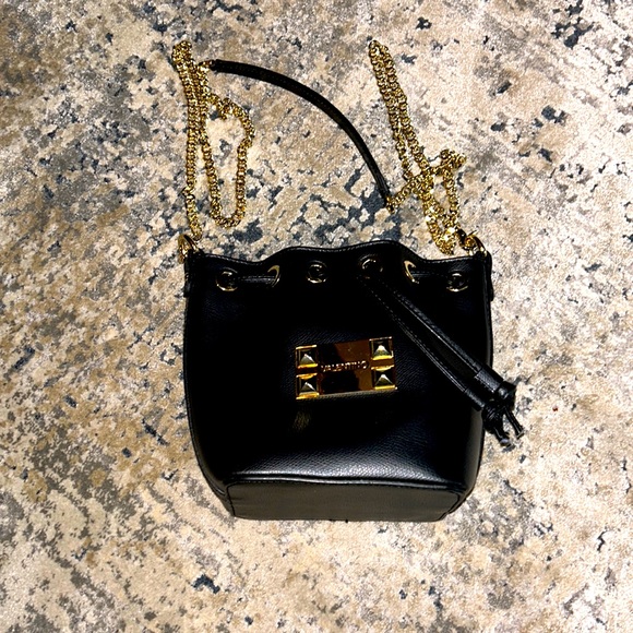 Sold!!!! JULES BLK LEATHER SMALL BUCKET BAG - Picture 1 of 5